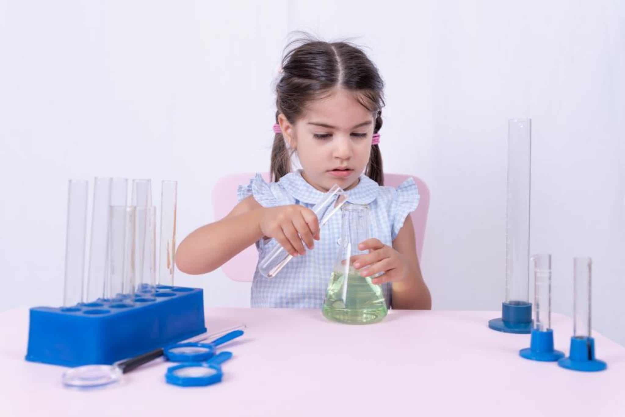 4 Best Science Kits For Three-Year-Olds | Toys For A Budding Scientist