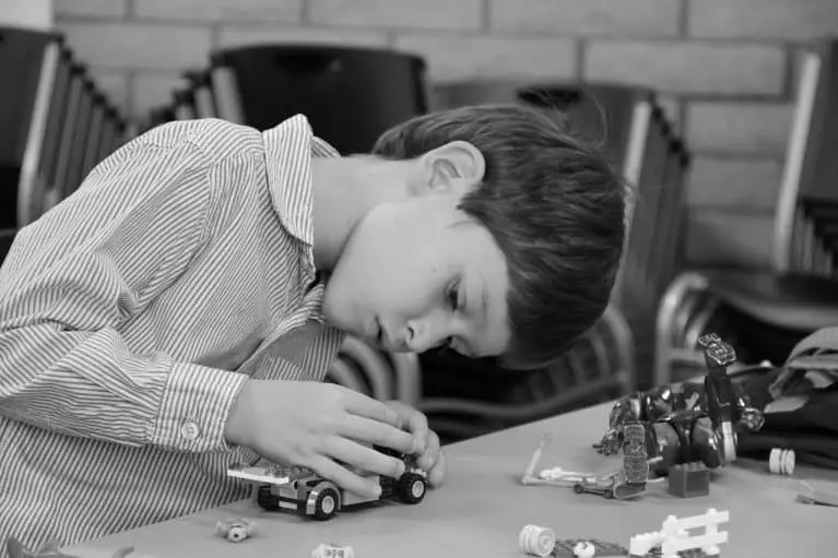 What are STEM Toys?