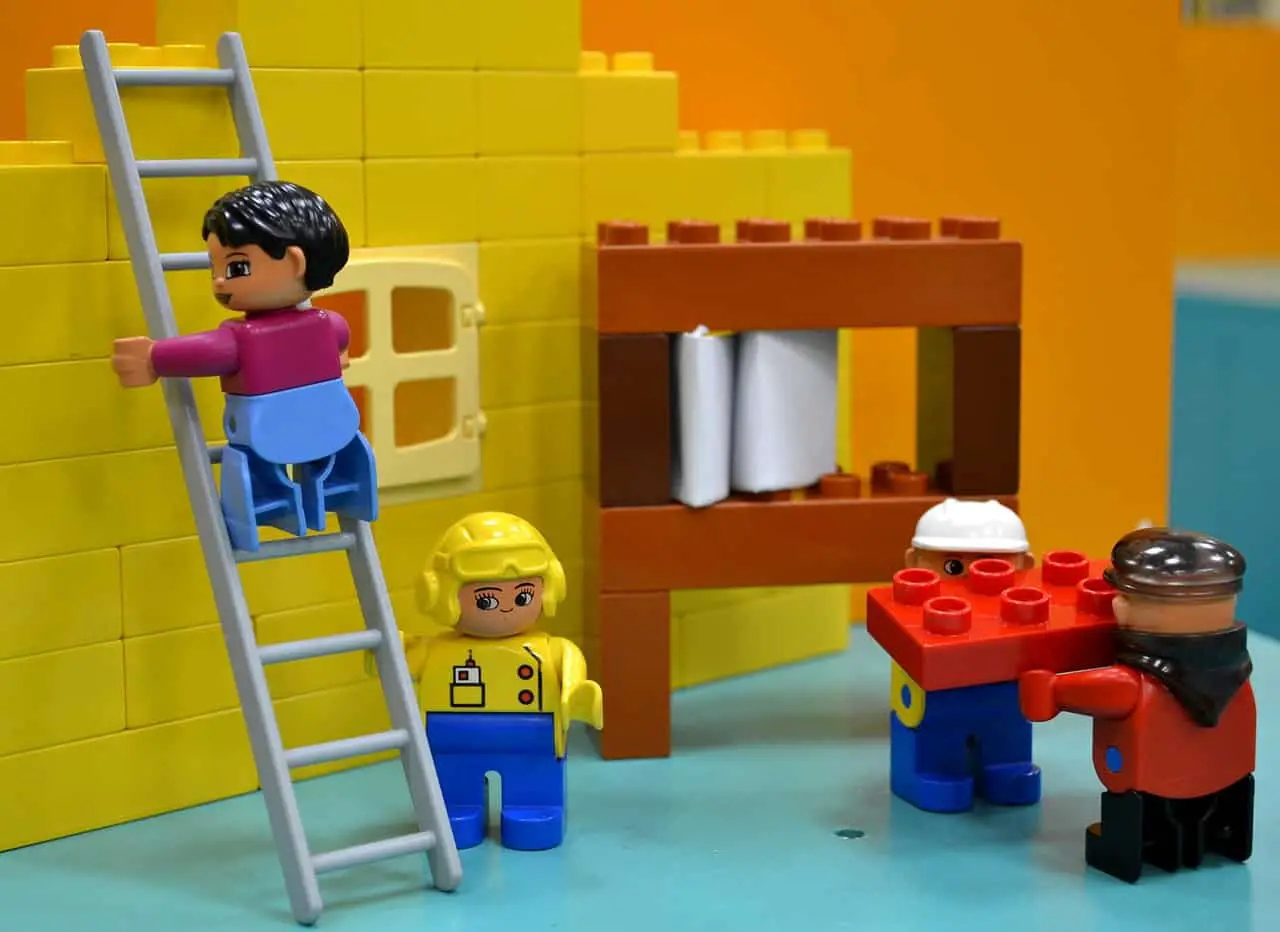 lego construction workers