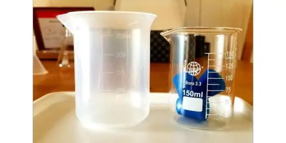 MEL Science Chemistry Kit - Pouring Beaker